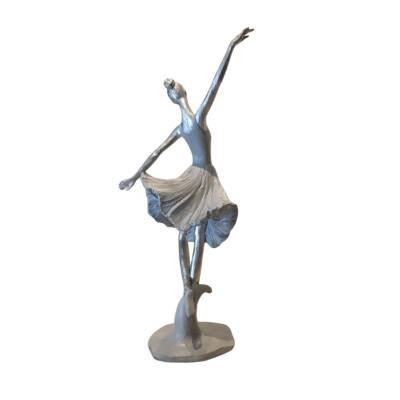 Decorative statuettes 