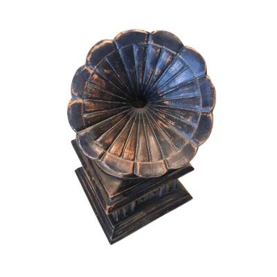 Decorative statuettes 