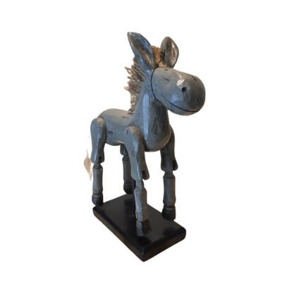 Decorative statuettes 