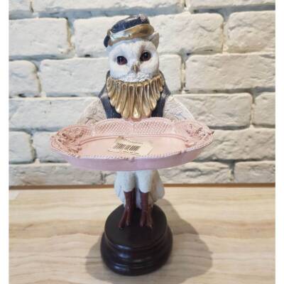 Decorative statuettes 